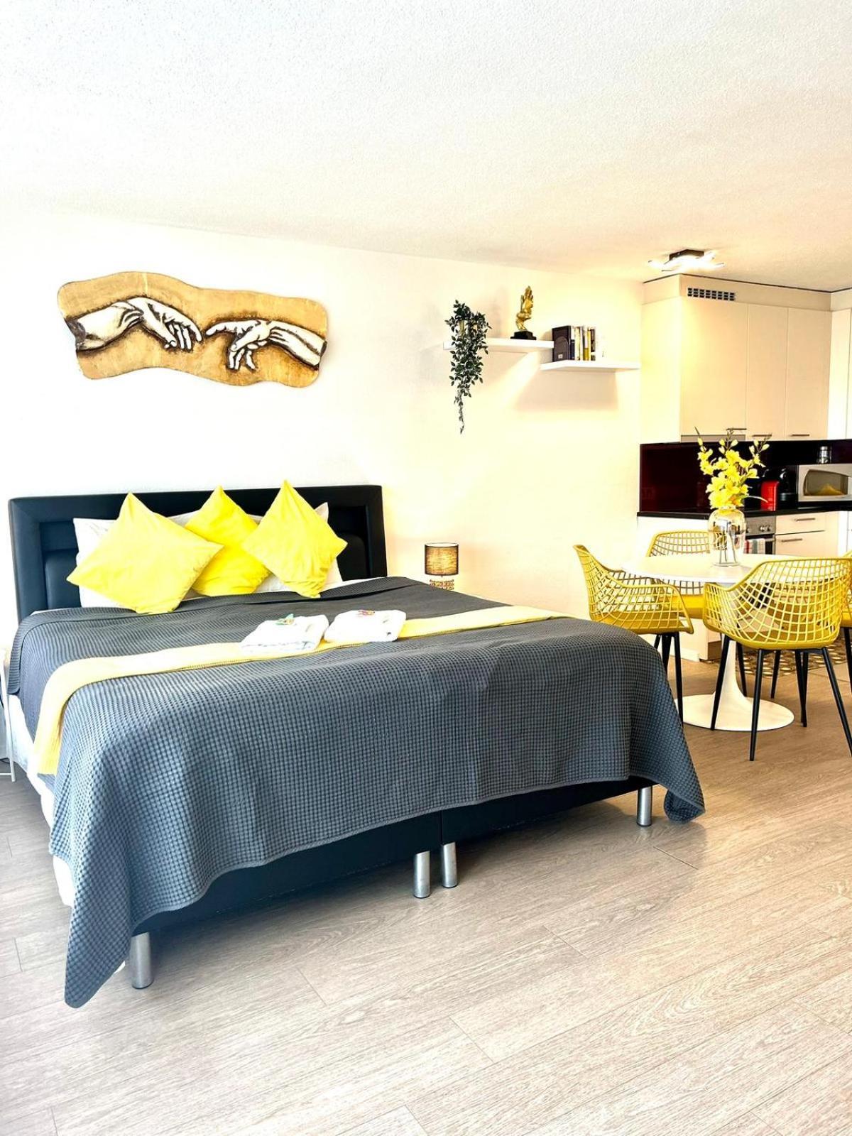 Ferienwohnung Little Penthouse **** Dietikon Exterior foto