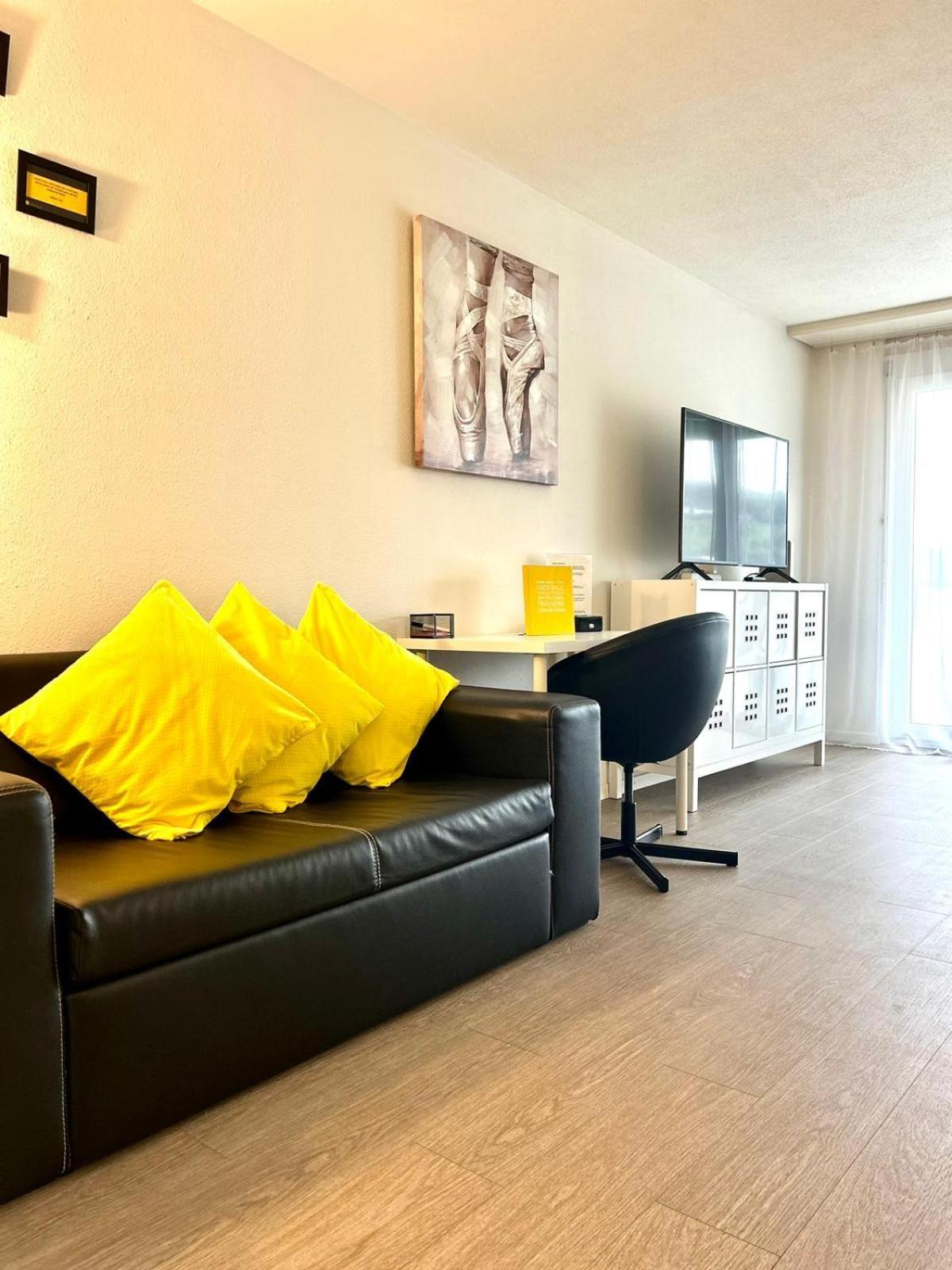 Ferienwohnung Little Penthouse **** Dietikon Exterior foto