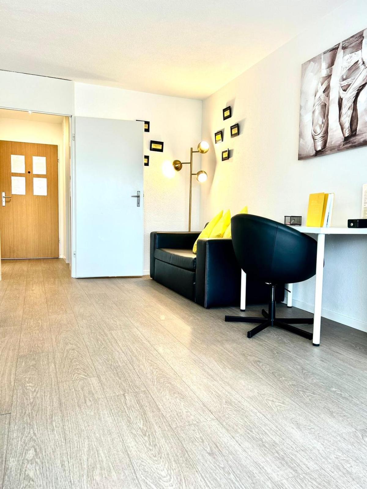 Ferienwohnung Little Penthouse **** Dietikon Exterior foto